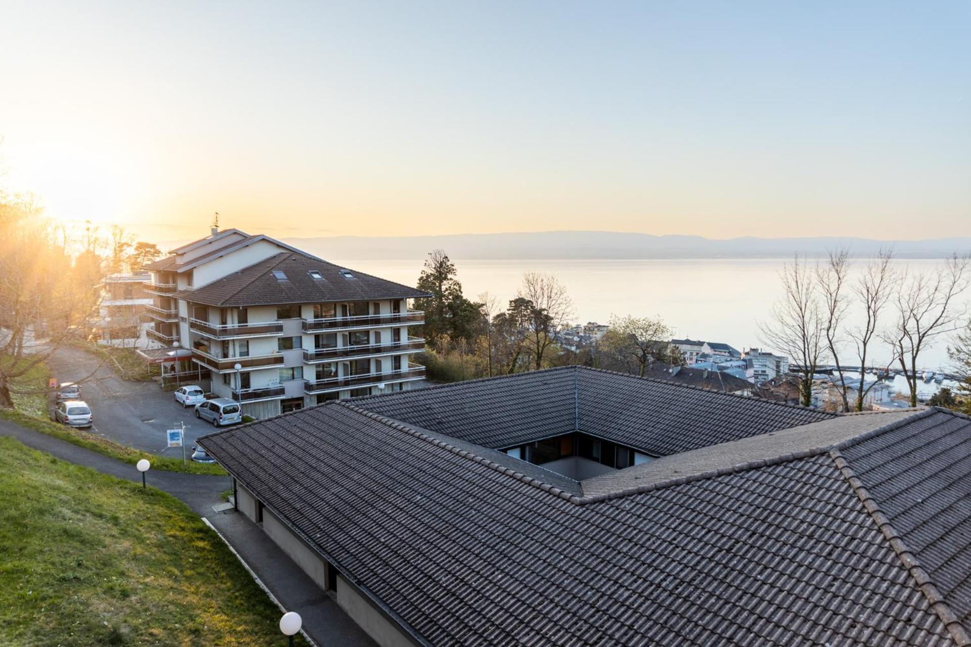 Ethic étapes Côté Lac Evian Extérieur photo