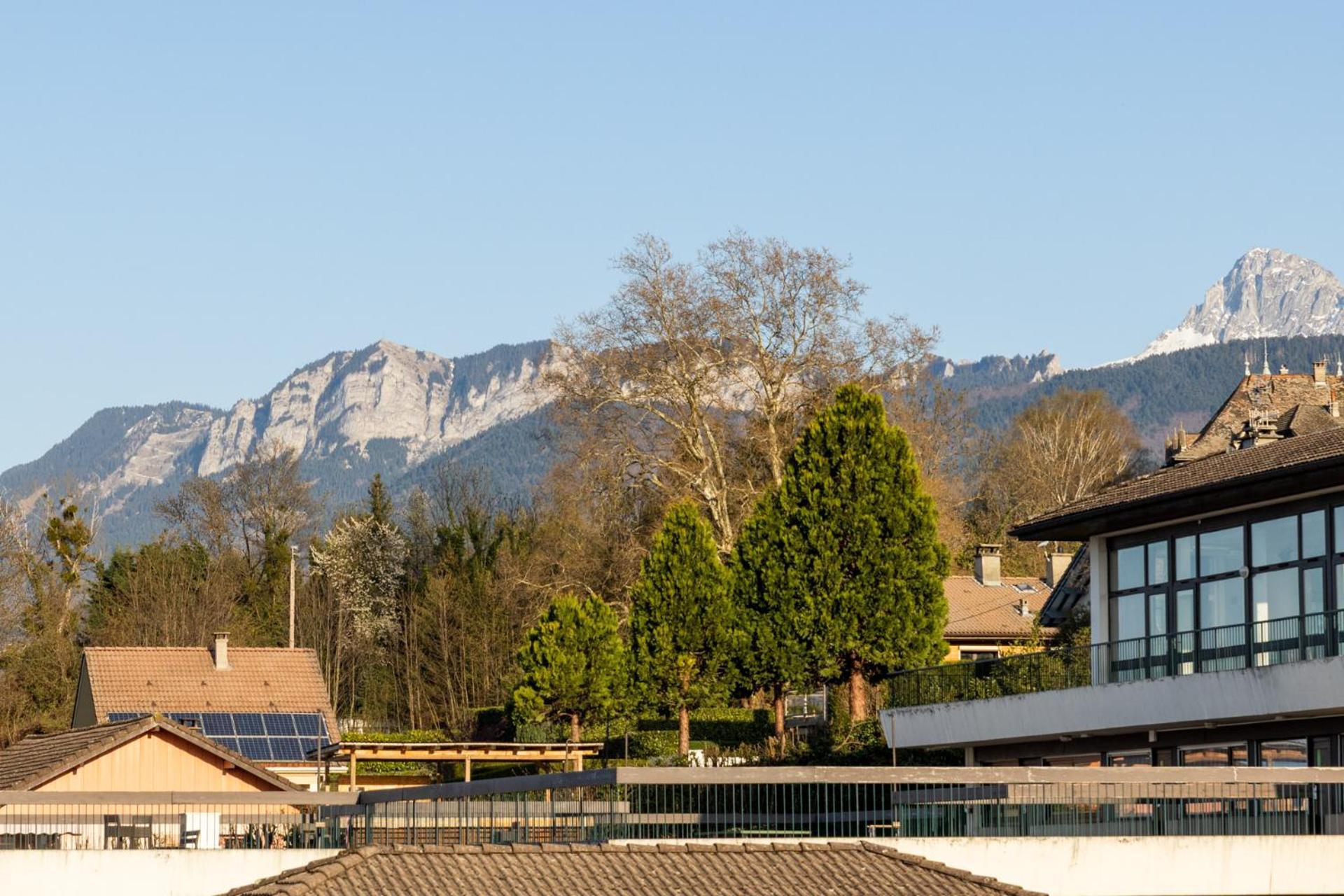 Ethic étapes Côté Lac Evian Extérieur photo